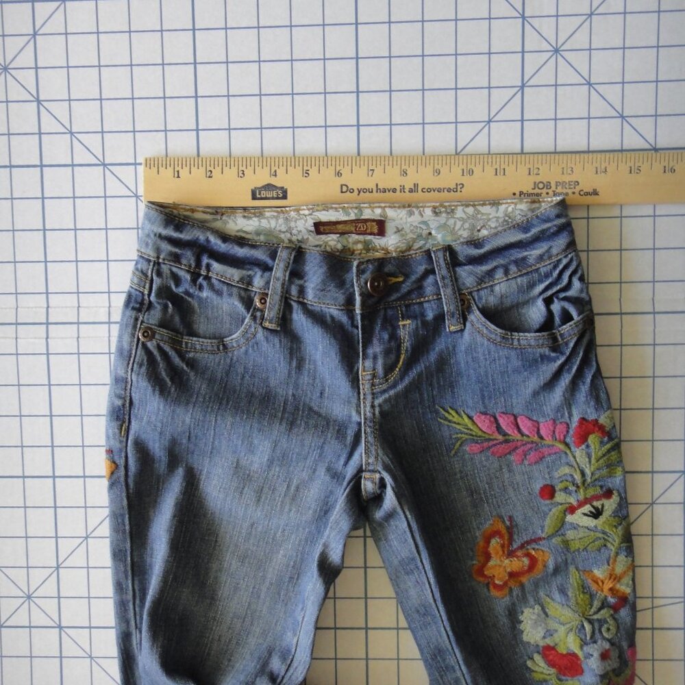 Zana Di Jeans Embroidered Flowers Butterfly Low Rise sz 1 Junior 26x32 Blue - Picture 8 of 15